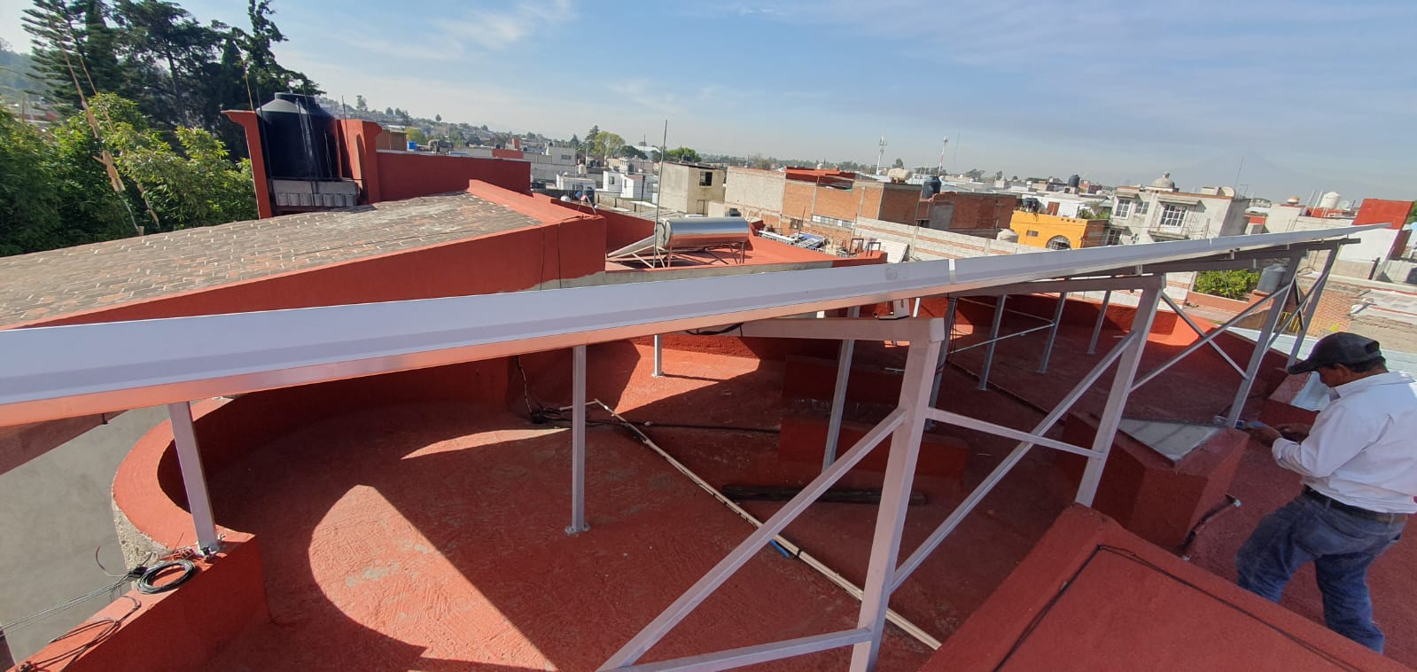 Estructura de montaje para paneles solares